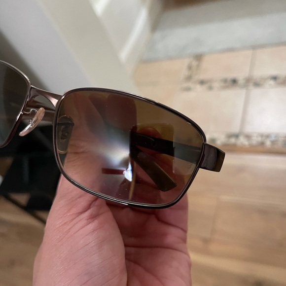 Unisex Ray Ban Shades - Picture 4 of 7